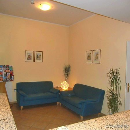 Central Hotel Tiepolo Прага Интериор снимка