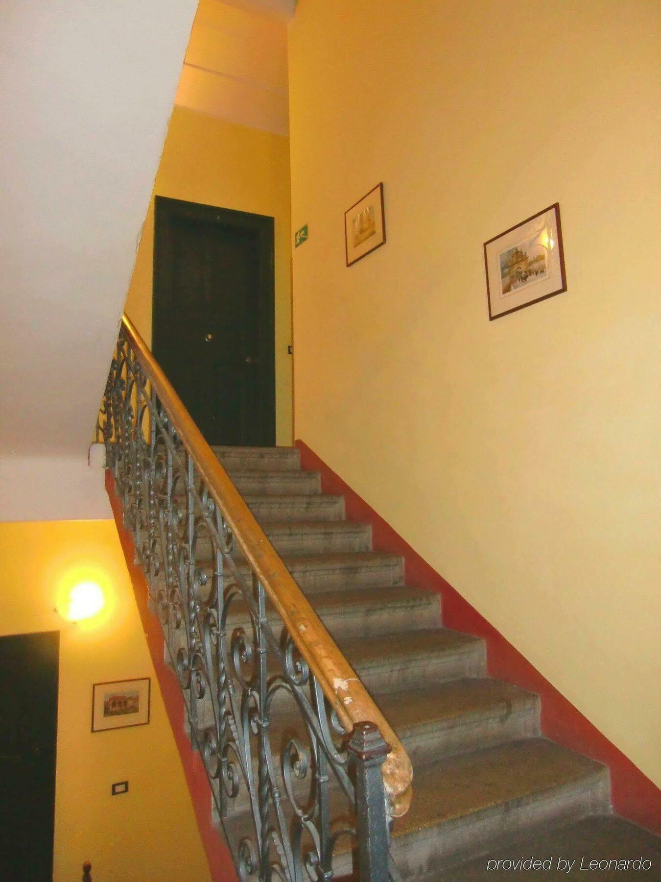 Central Hotel Tiepolo Прага Интериор снимка